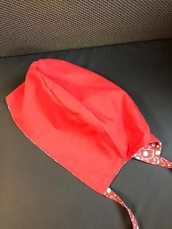 2 in 1 - Surgical Scrub Hat Cap Excellent quality, washable. Adjustable to the necessary size.