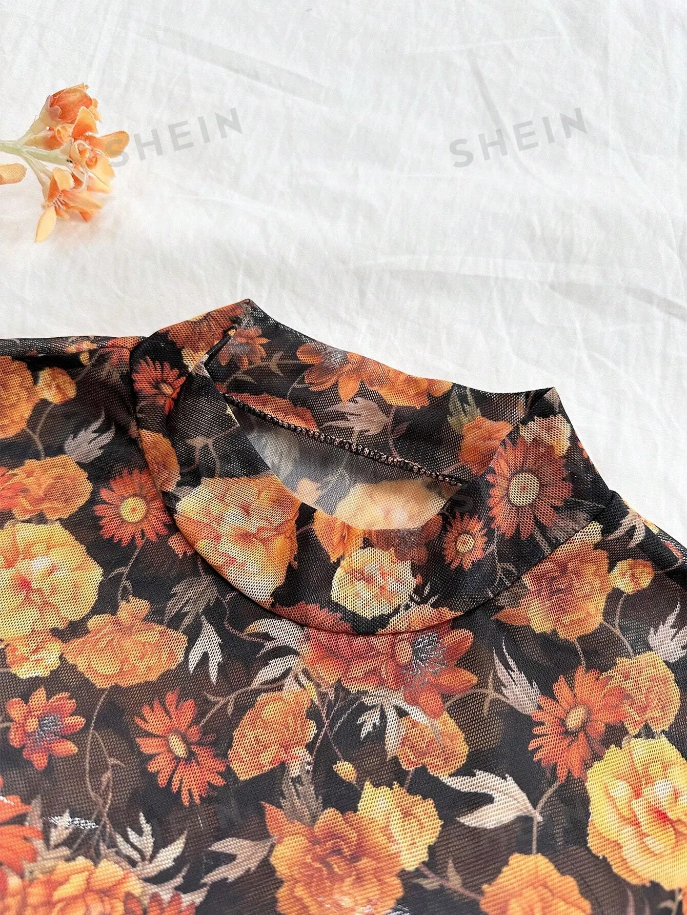 Dreamara Women's Vacation Casual Tiny Ditsy Floral Stand Collar Flare Sleeve Top