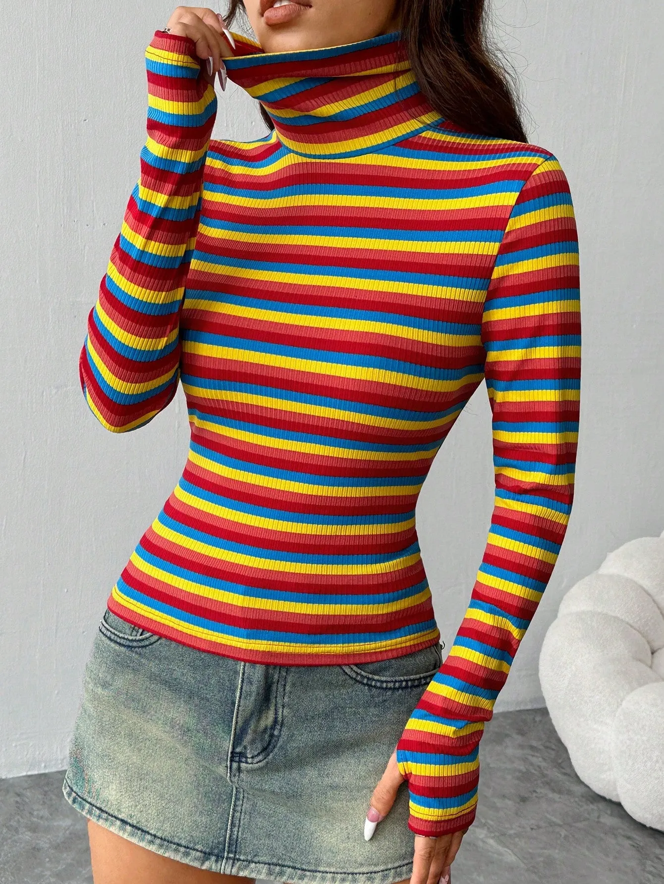 EZwear Women's New Colorful Stripe Stand Collar Form-Fitting Long Sleeve Crop Top