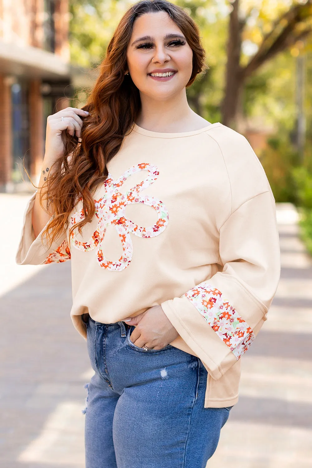 Plus Size Flower Crewneck Top