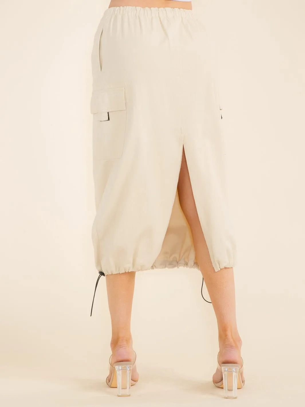 WOMEN'S ADJUSTABLE EDGE & WAIST CARGO POCKETS DENIM MIDI SKIRT