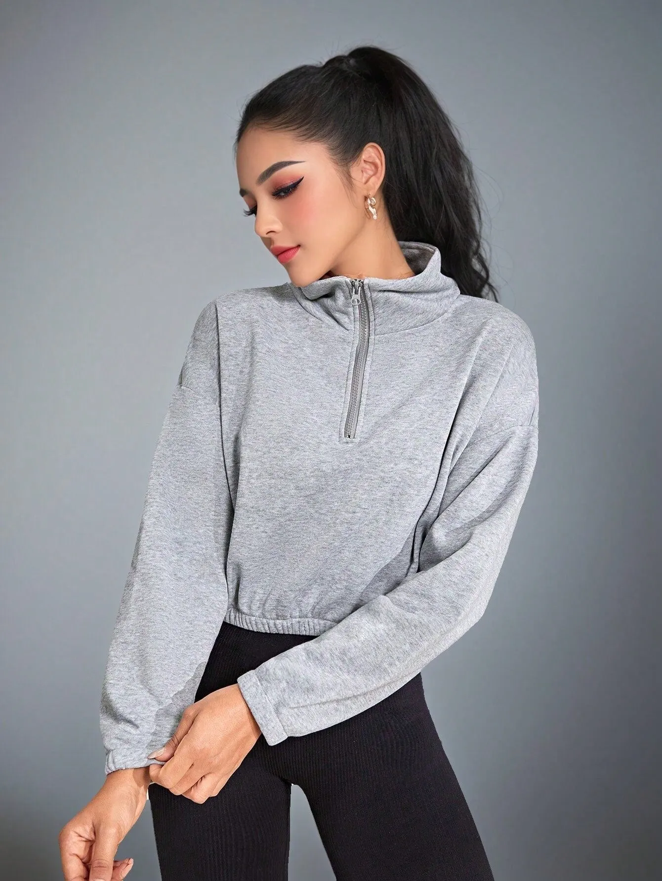 Women's Casual Fleece Lined Sweatshirt, Outdoor Exercise Loose Cropped High Neck Long Sleeve Top